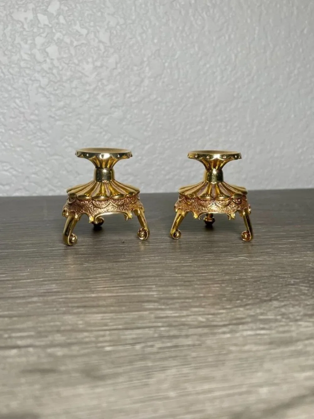 House of Faberge 2x2 Pair of Gold Decorative Stands Set of 2